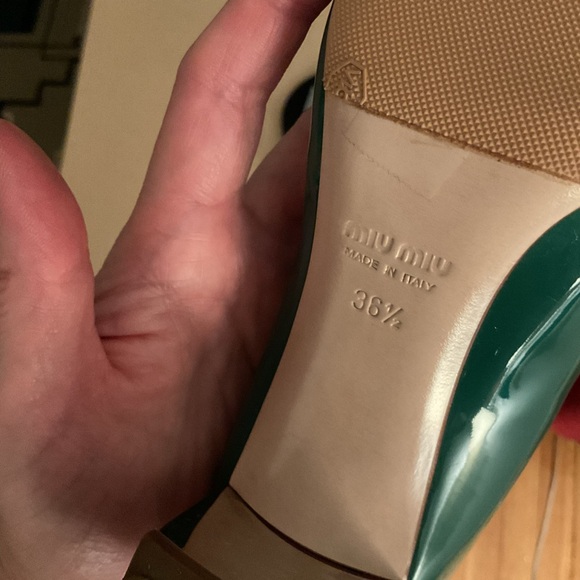 Fabulous Miu Miu patent leather pumps with rhinestone heels WORN ONCE size 36.5 - Picture 11 of 12